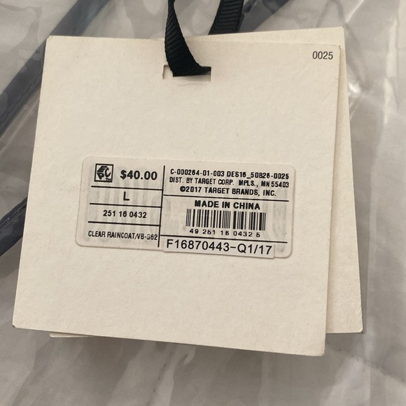 Clear plastic rain coat - Picture 5 of 5